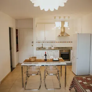 Apartamento Nina
