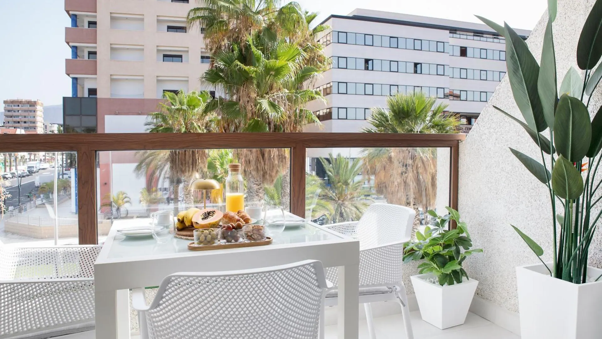 Tms Andorra Luxury Aparthotel, Las Americas, Pool&Beach 美洲海滩 公寓式酒店